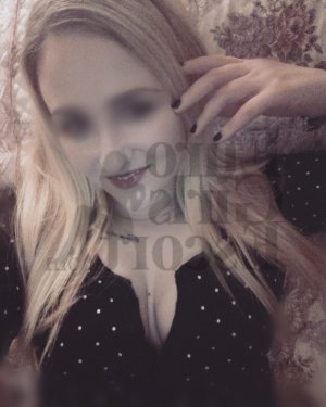 Houley escort girl in Linthicum